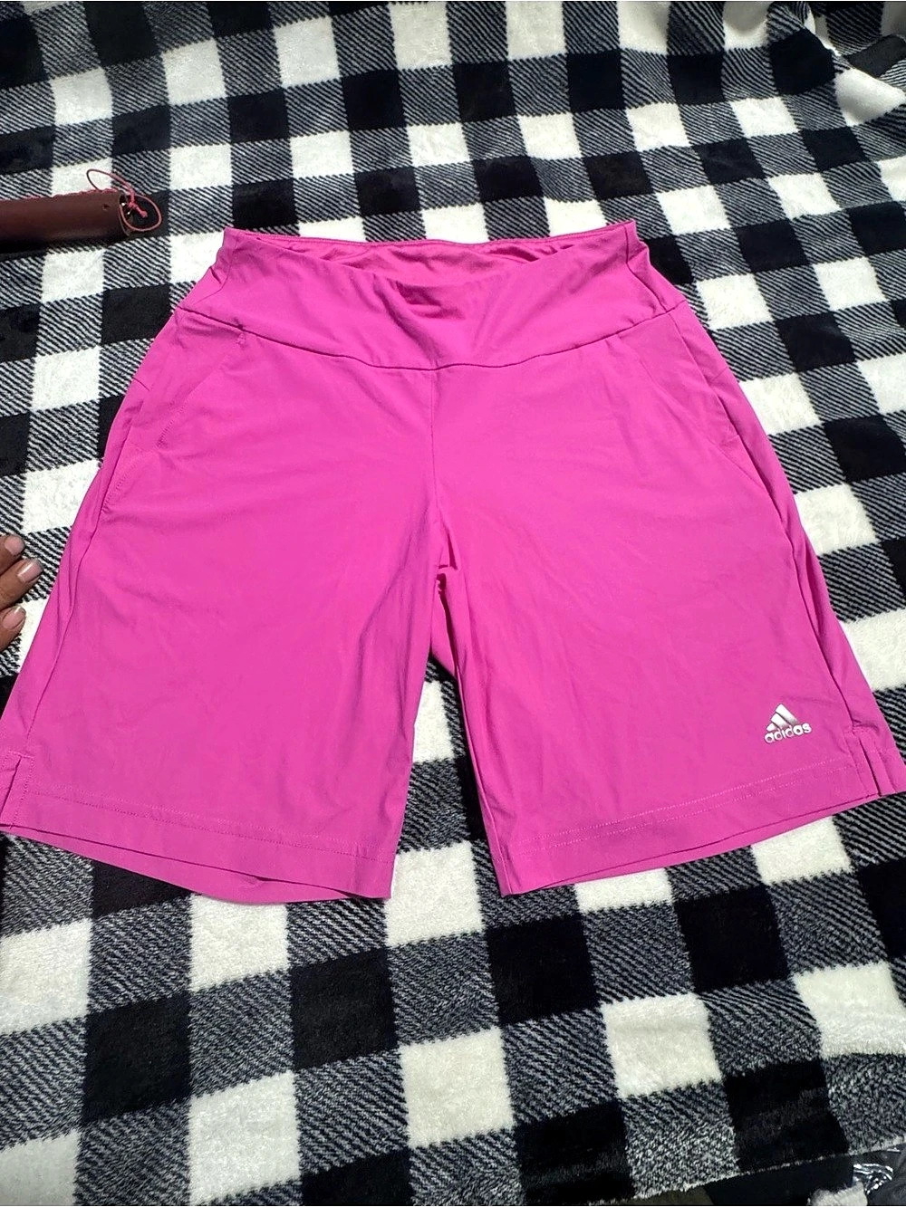 adidas Women'Small Athletic Shorts in Pink Size Small
